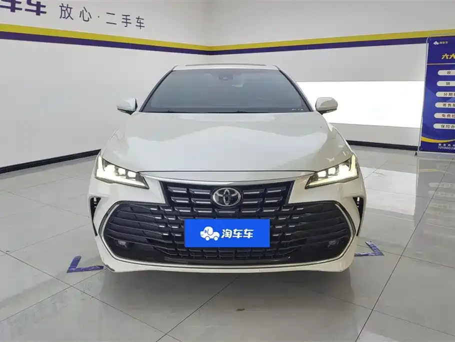 Toyota Avalon 2023 из CN, фото 2