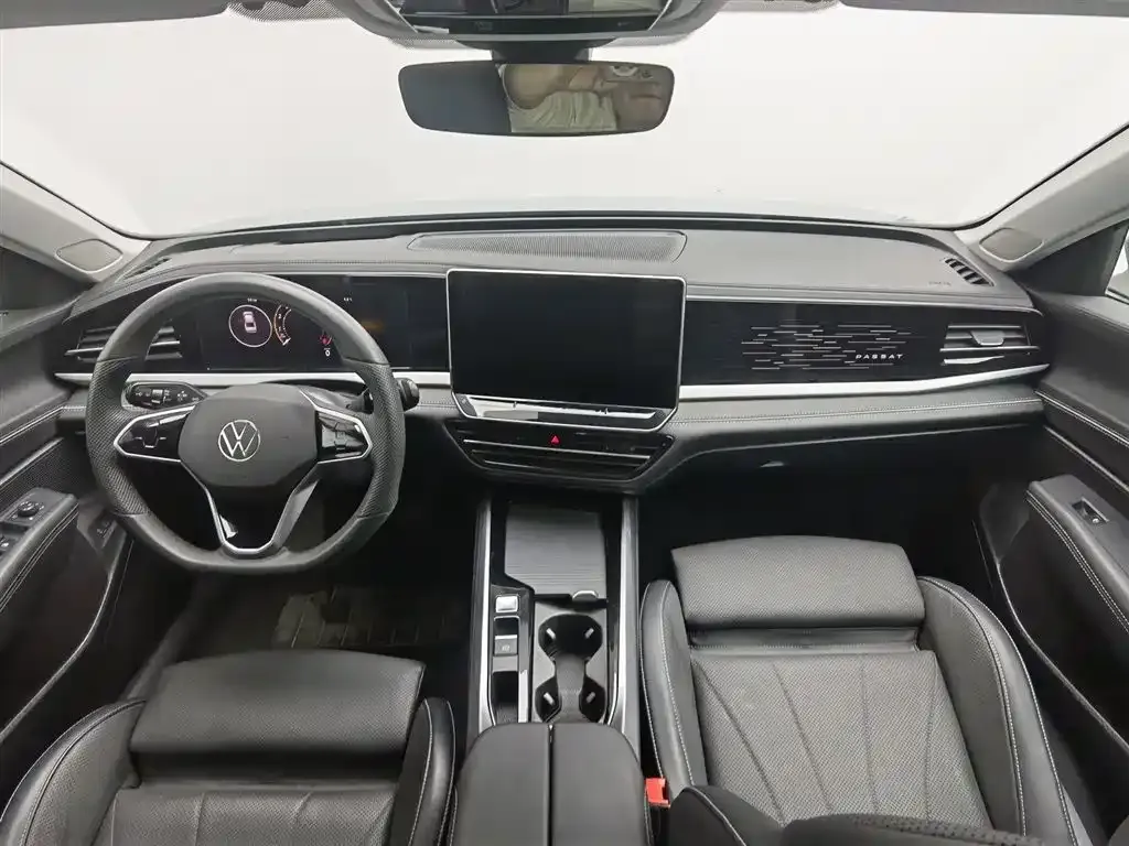 Volkswagen Passat — фото 5