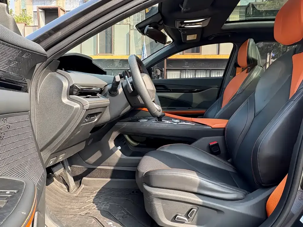 Changan UNI-V 2022 из CN, фото 4