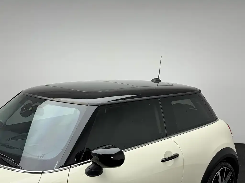 MINI Cooper (3-door) 2022 из CN, фото 3