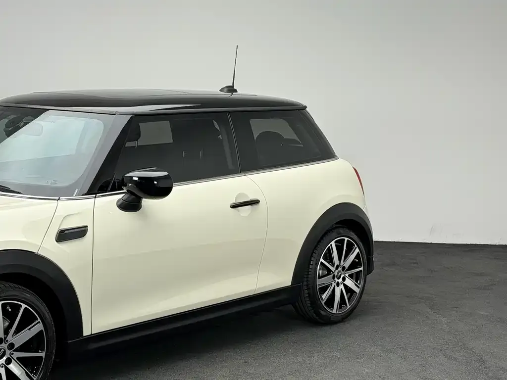MINI Cooper (3-door) 2022 из CN, фото 4