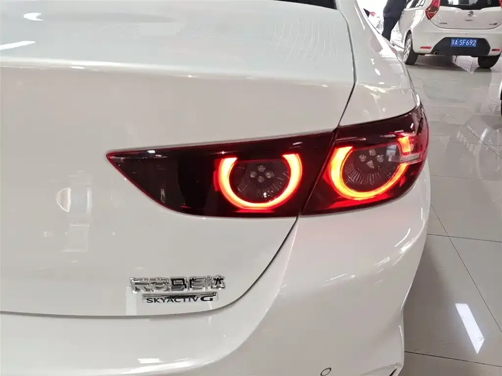 Mazda 3 Axela 2022 из CN, фото 8
