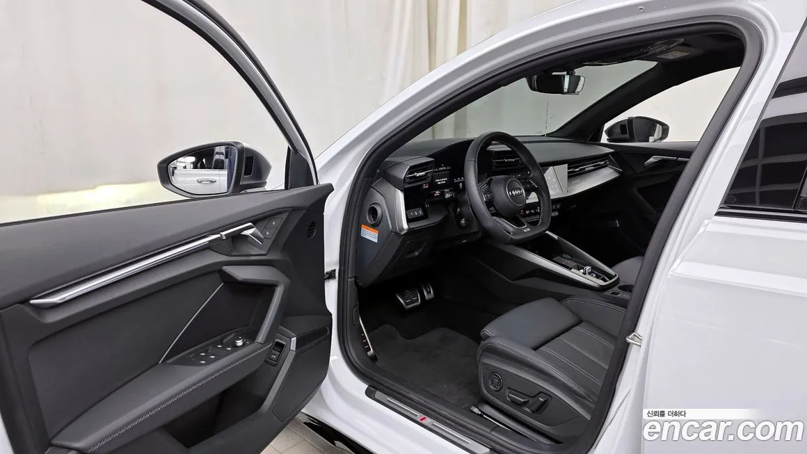 Audi S3 2023 из KR, фото 10