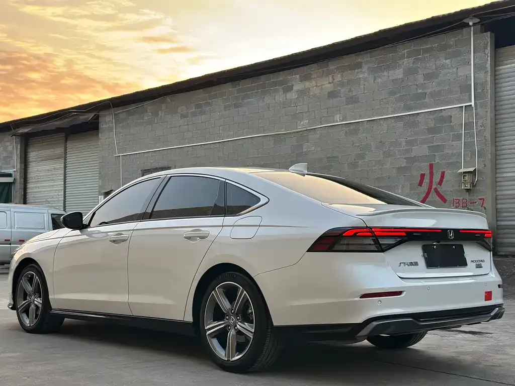 Honda Accord 2025 из CN, фото 4
