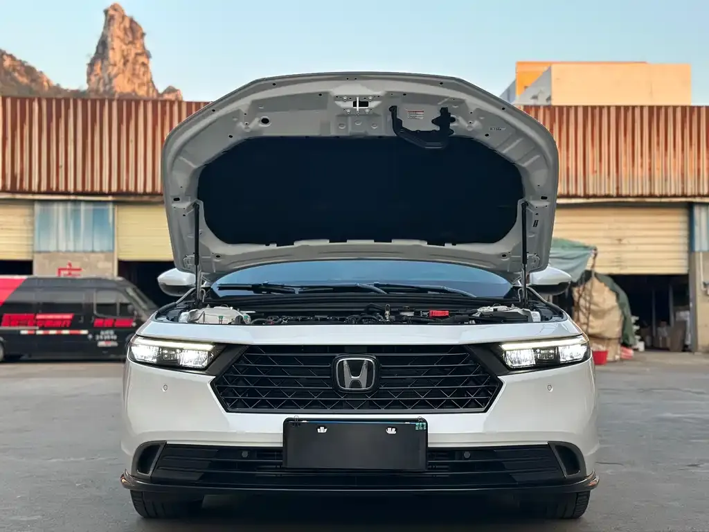 Honda Accord 2025 из CN, фото 3