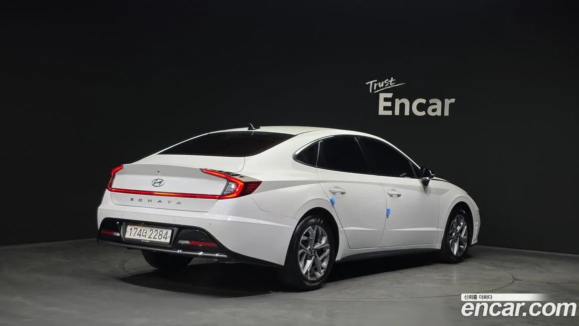 Hyundai Sonata 2022 из KR, фото 2