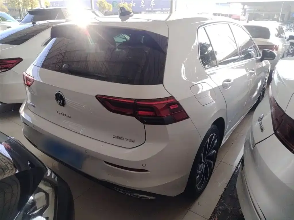 Volkswagen Golf 2021 из CN, фото 6