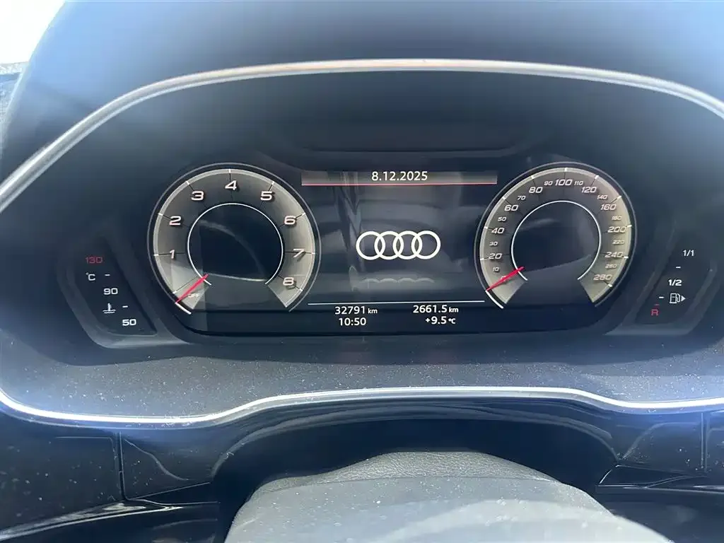 Audi Q3 Sportback — фото 7