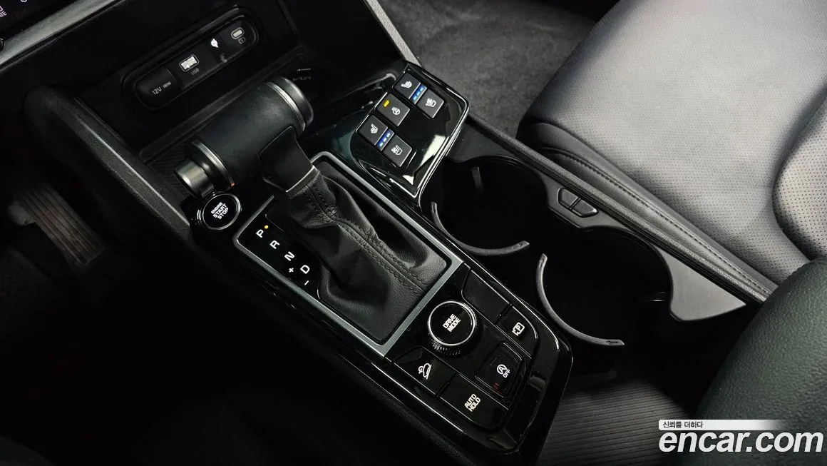 Kia Sportage — фото 7