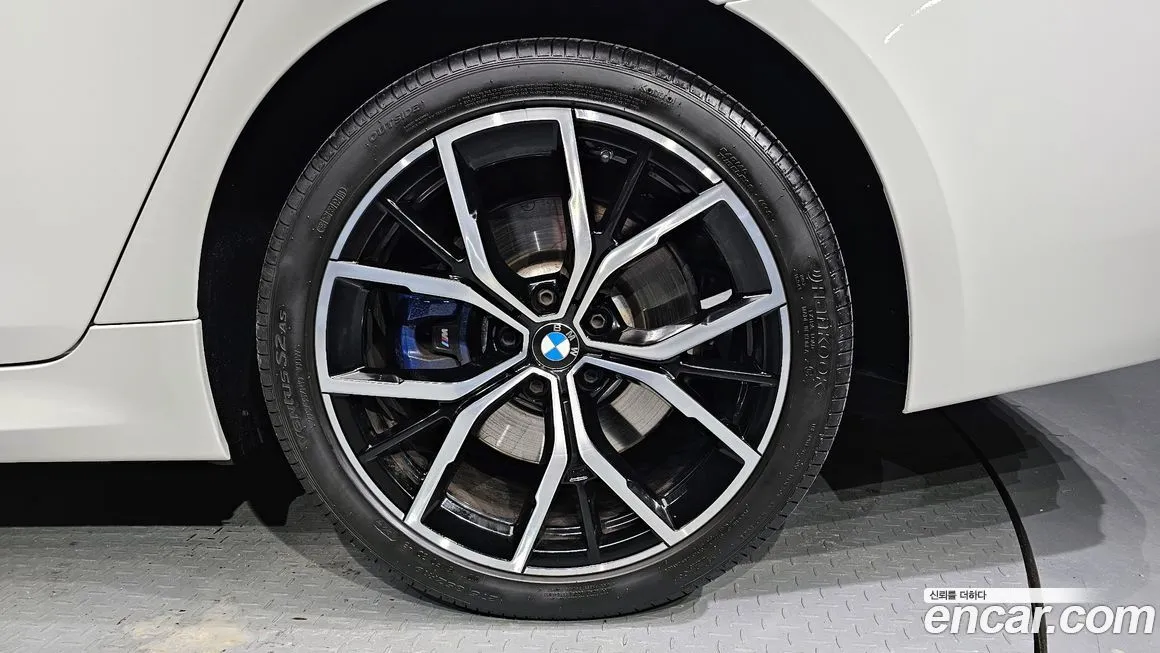 BMW 5-Series 2021 из KR, фото 7