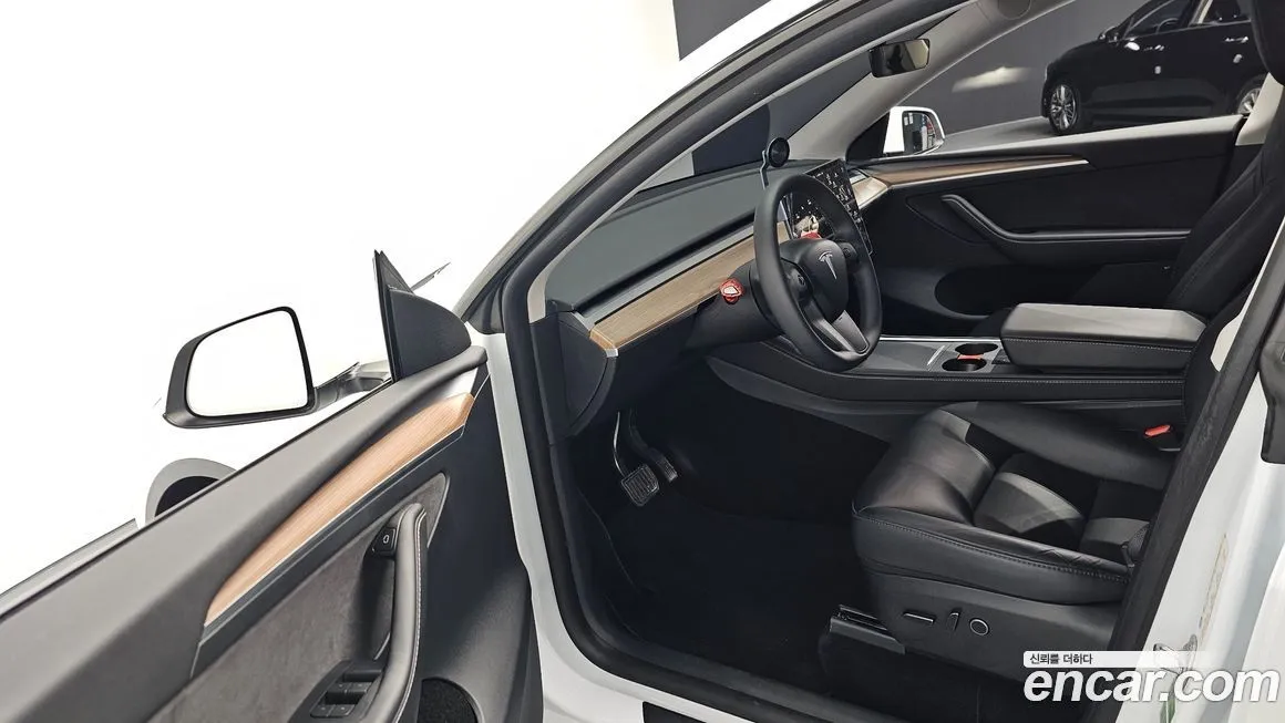 Tesla Model Y 2024 из KR, фото 7