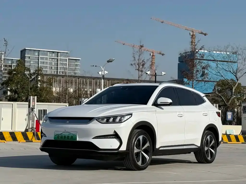 BYD PLUS New Energy — фото 1