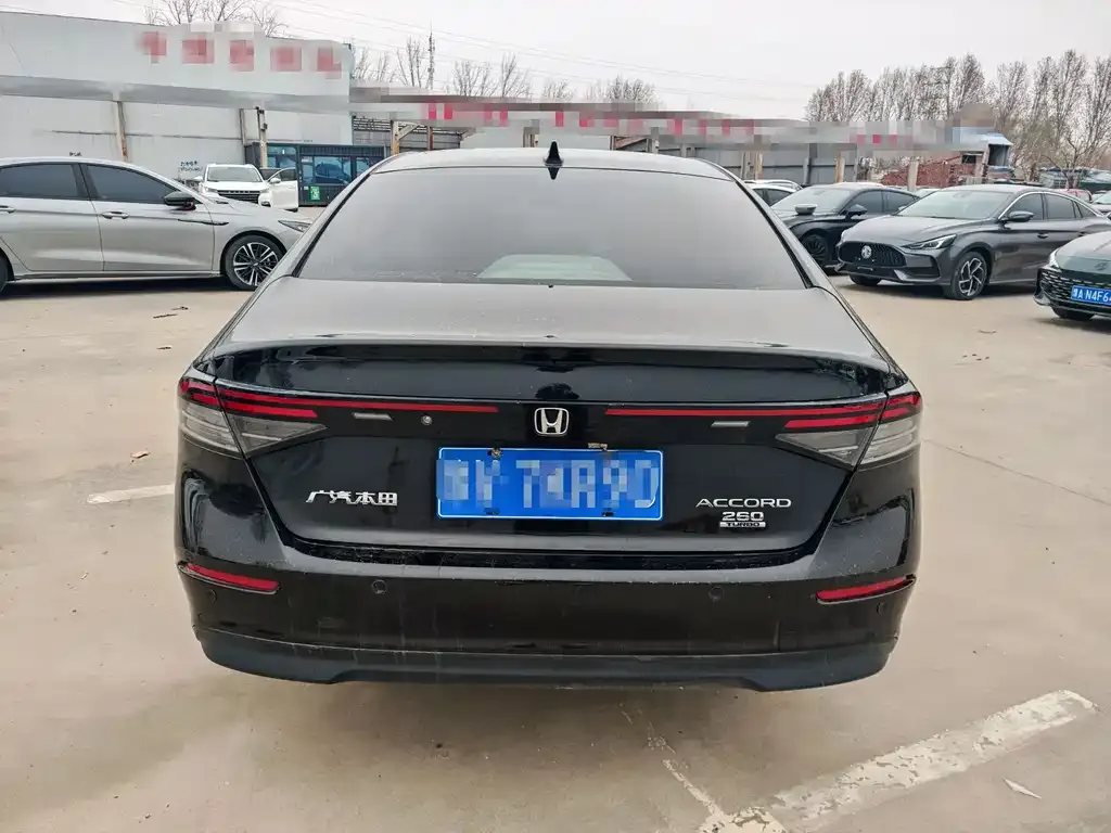 Honda Accord — фото 2