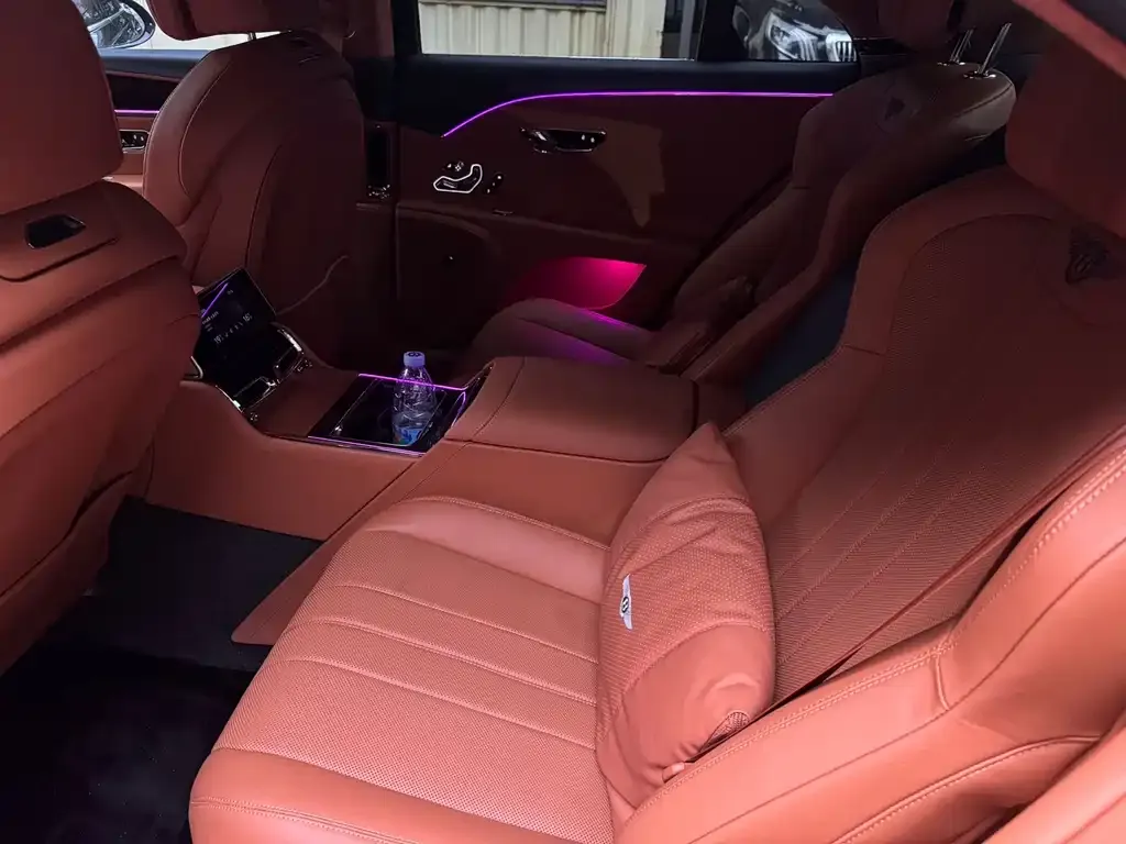 Bentley Flying Spur 2021 из CN, фото 2