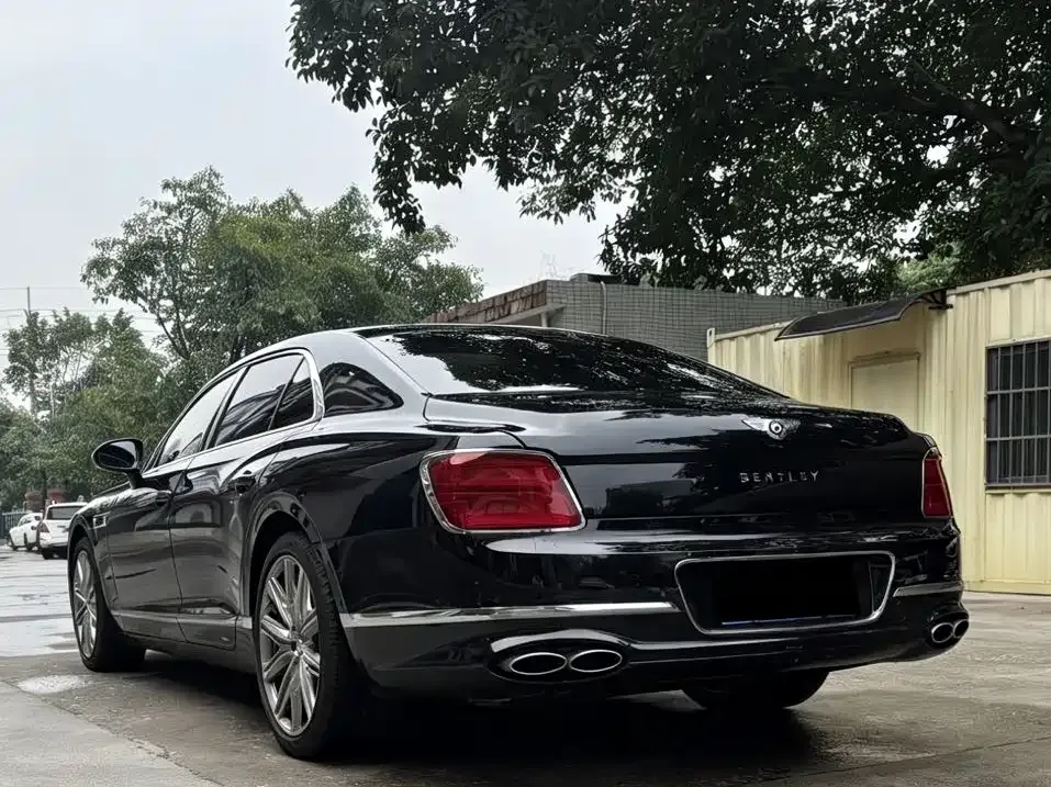Bentley Flying Spur 2021 из CN, фото 4