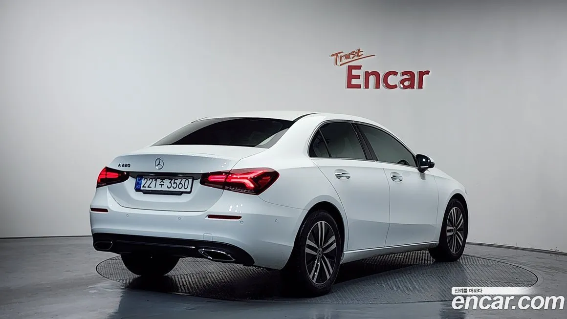 Mercedes-Benz A-Class — фото 4