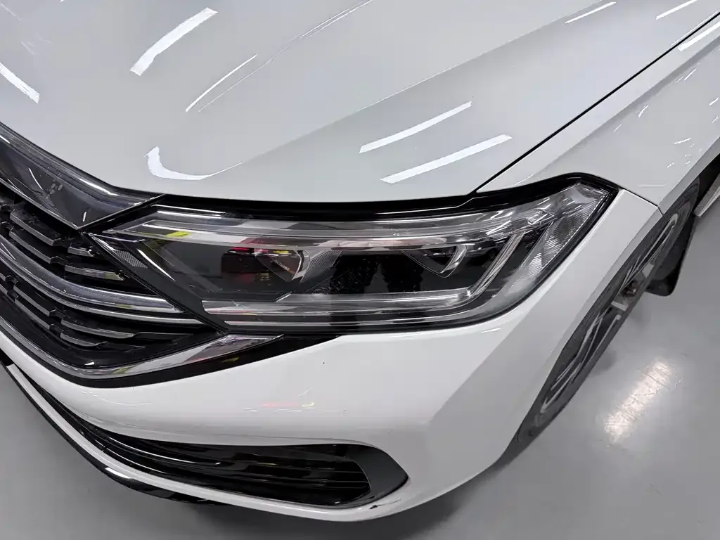 Volkswagen Sagitar 2023 из CN, фото 4