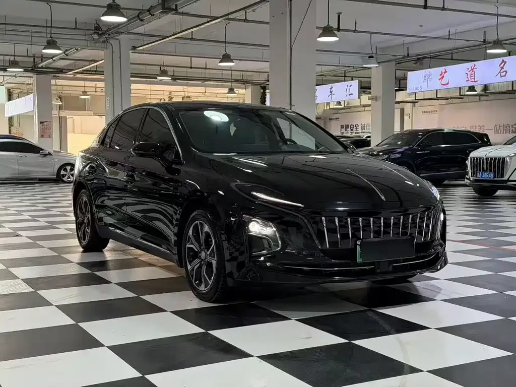 Hongqi E-QM5 2023 из CN, фото 6