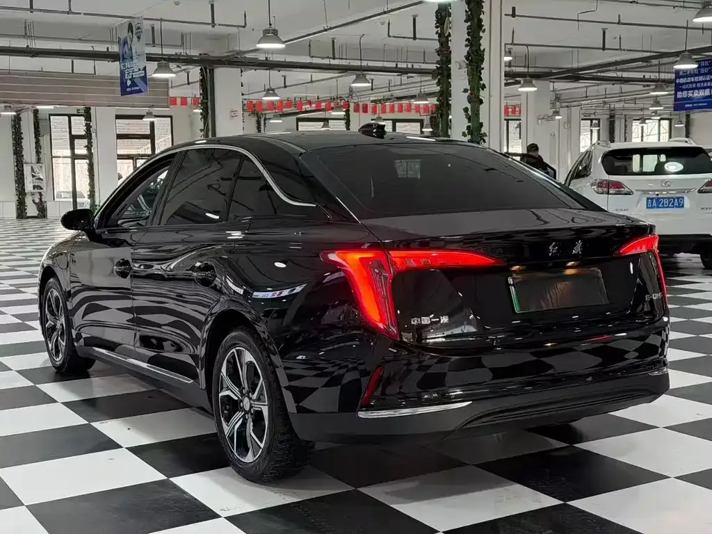 Hongqi E-QM5 2023 из CN, фото 5