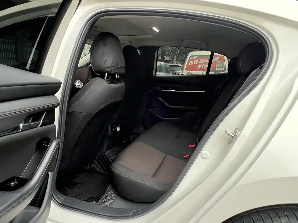 Mazda 3 Axela 2022 из CN, фото 6