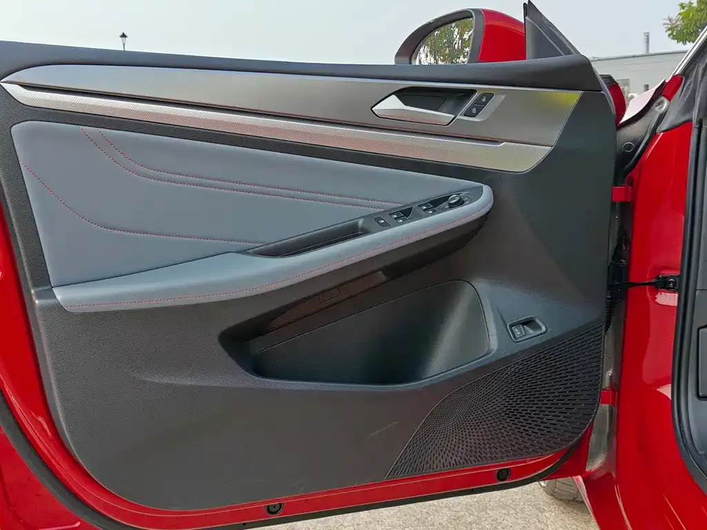 Volkswagen Lamando 2022 из CN, фото 10
