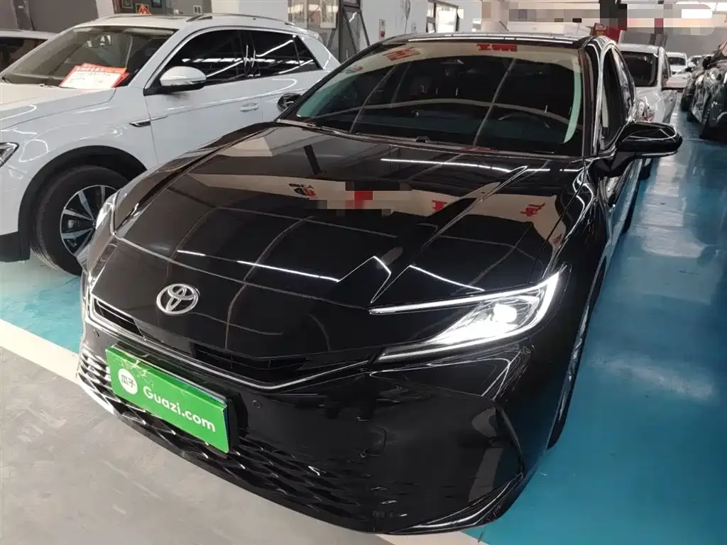 Toyota Camry 2024 из CN, фото 1