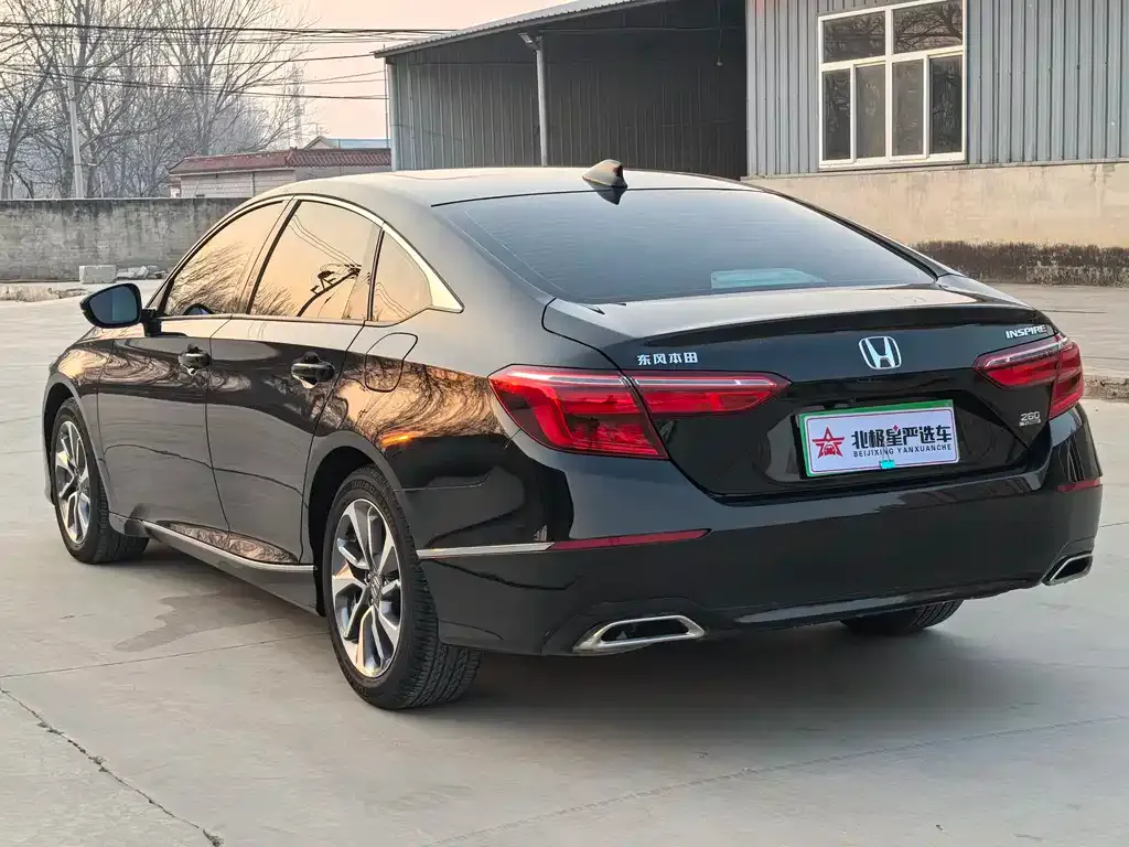 Honda Inspire — фото 10