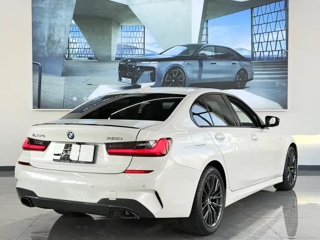 BMW 3 Series — фото 10