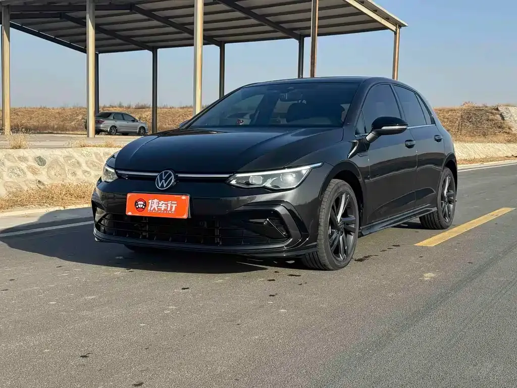 Volkswagen Golf 2022 из CN, фото 1
