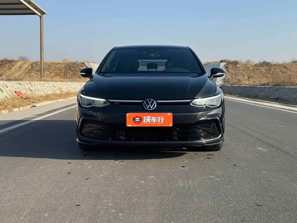 Volkswagen Golf 2022 из CN, фото 3