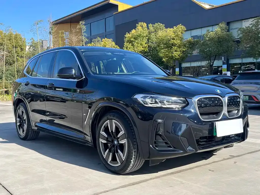 BMW iX3 2023 из CN, фото 8