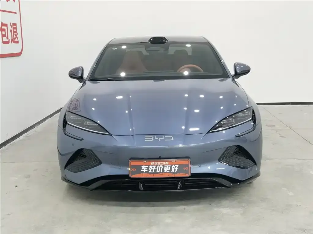 BYD Seal — фото 3