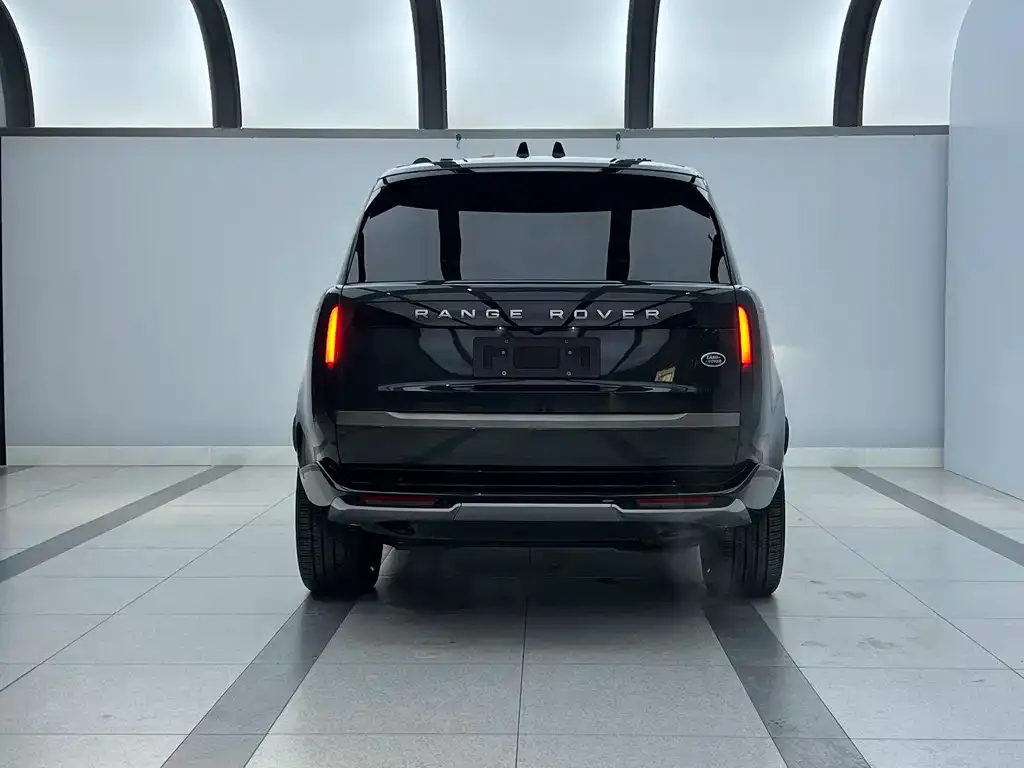 Land Rover Range Rover 2024 из CN, фото 3