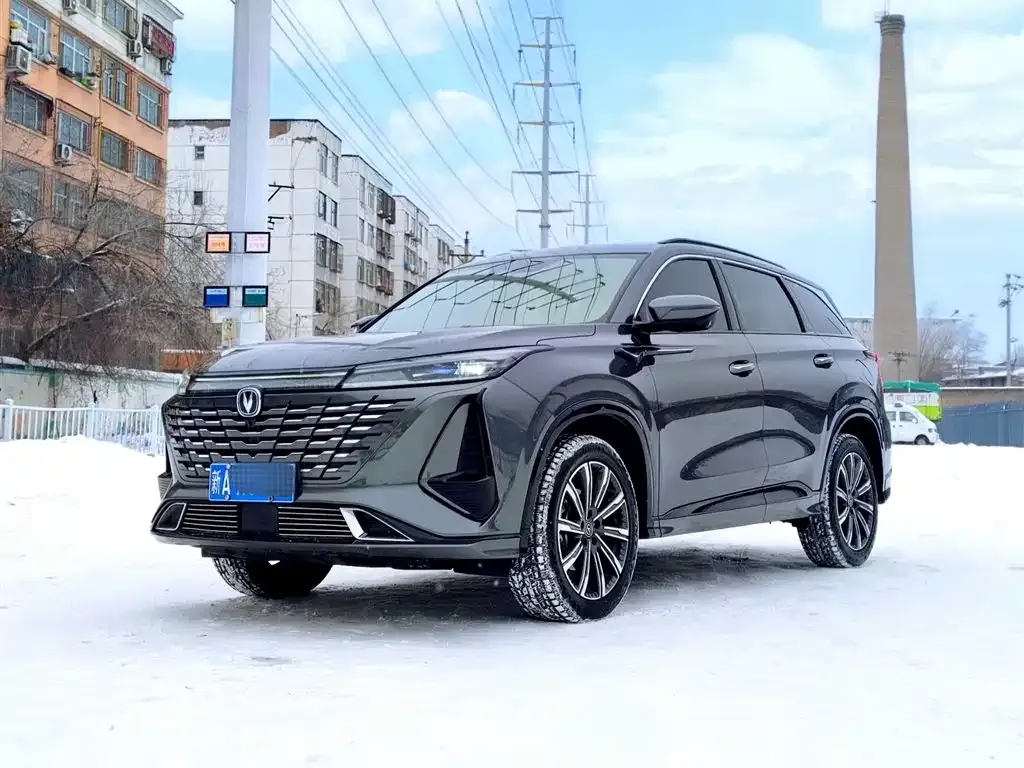 Changan CS75PLUS — фото 1