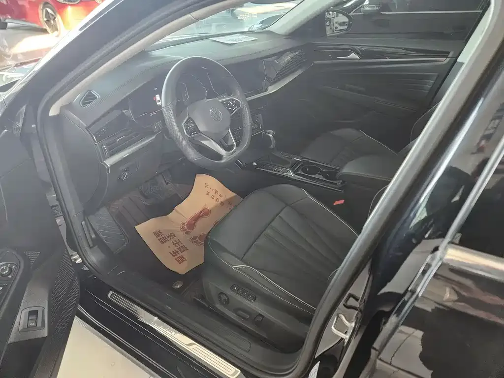 Volkswagen Passat 2024 из CN, фото 4