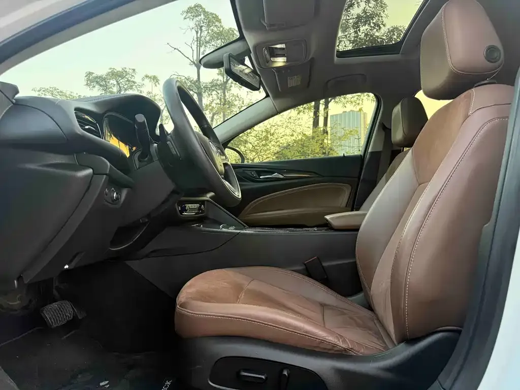 Buick Regal 2022 из CN, фото 4