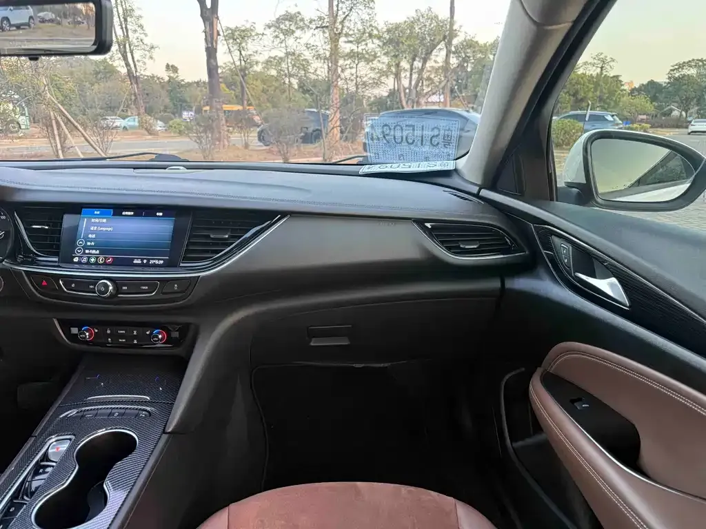 Buick Regal 2022 из CN, фото 2