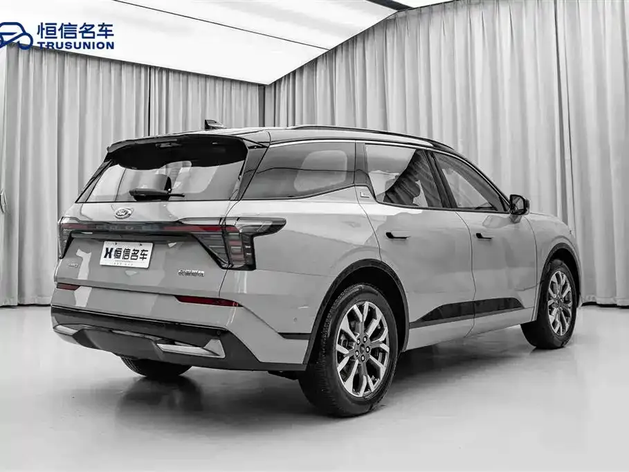 Ford Edge 2023 из CN, фото 6