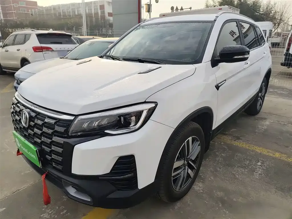 Changan CS75 — фото 1