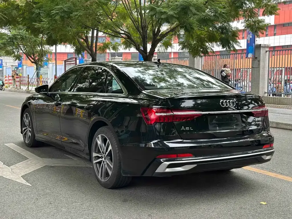 Audi A6L — фото 5
