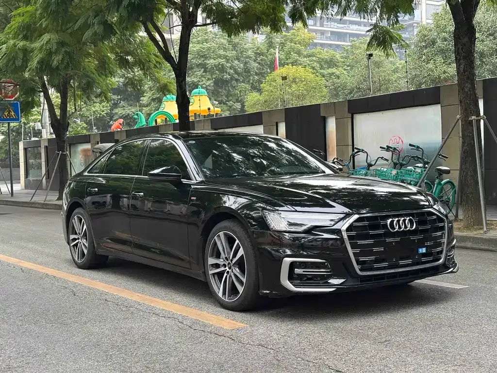 Audi A6L — фото 10