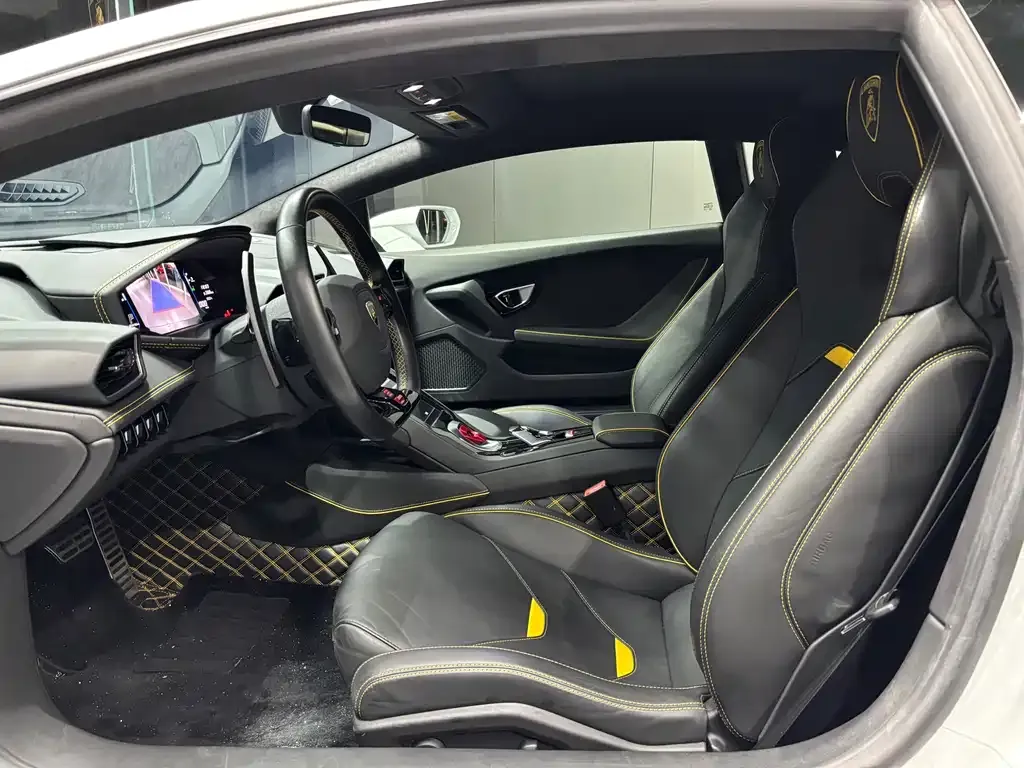 Lamborghini Huracan 2021 из CN, фото 9