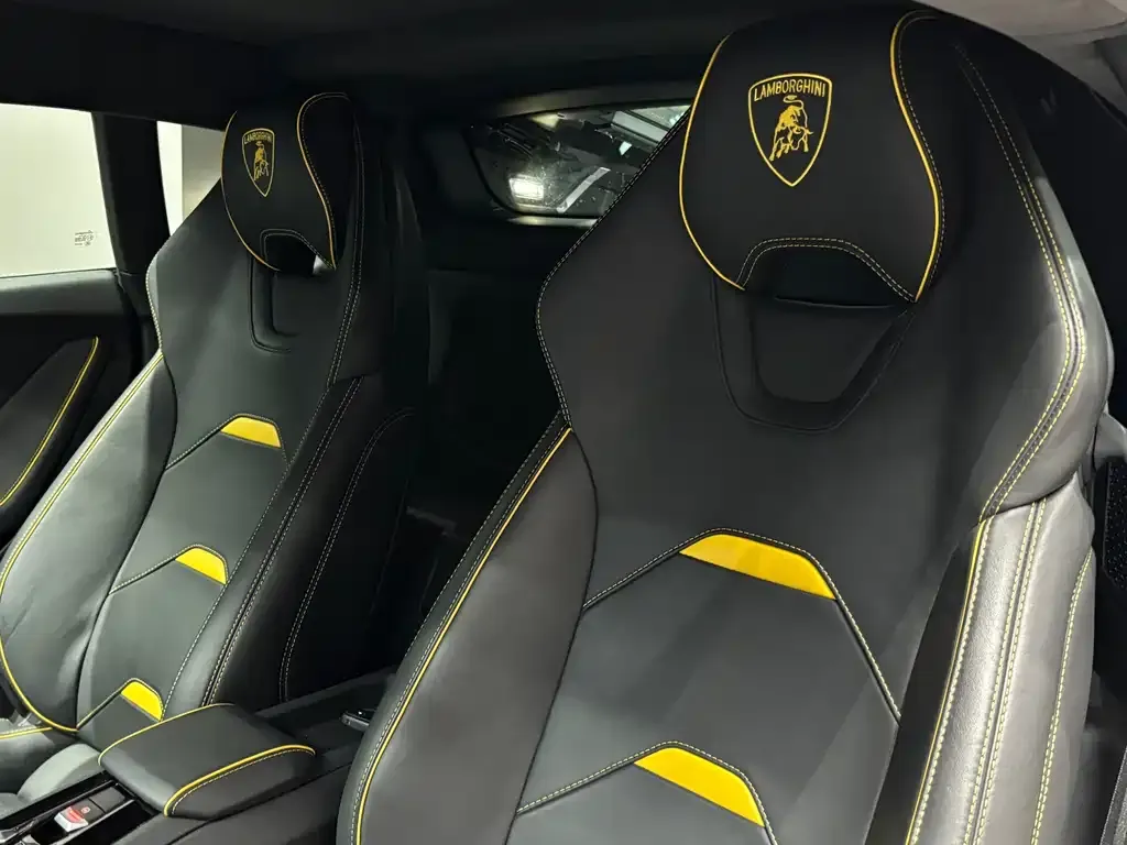 Lamborghini Huracan 2021 из CN, фото 8