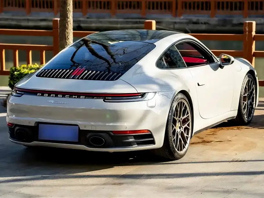 Porsche 911 2023 из CN, фото 2