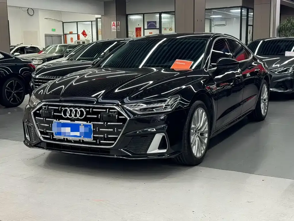 Audi A7L 2024 из CN, фото 1