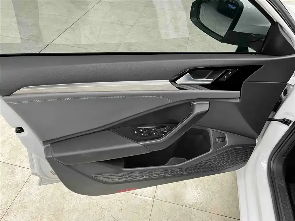 Volkswagen Sagitar 2021 из CN, фото 10