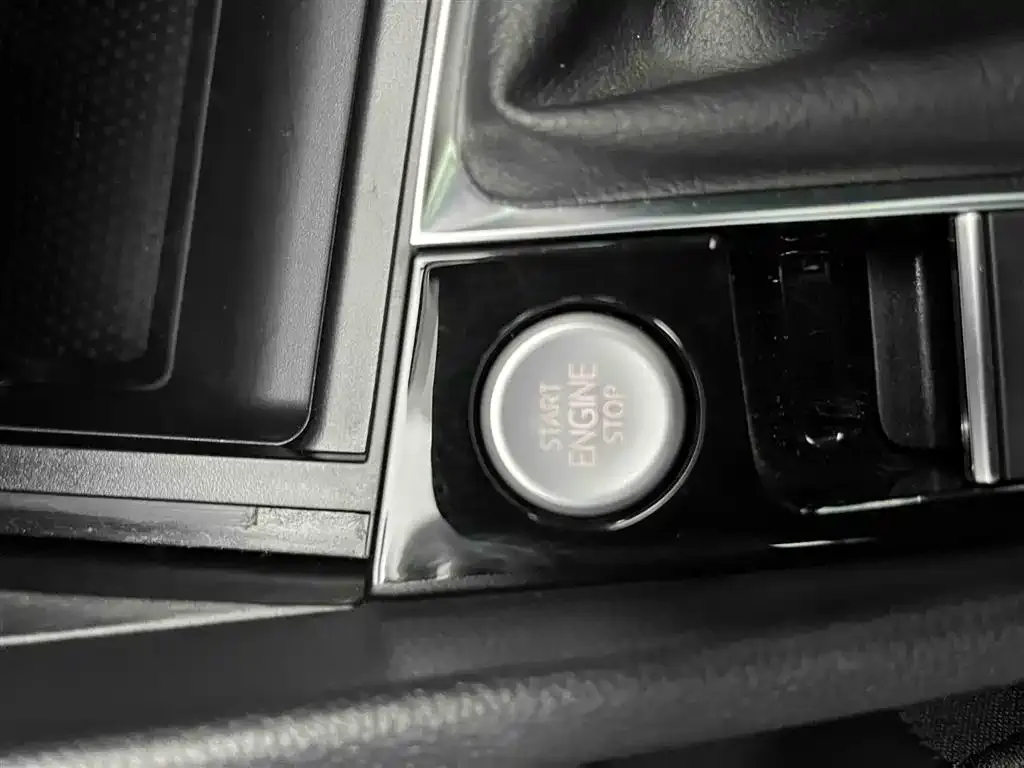 Volkswagen Sagitar 2021 из CN, фото 4