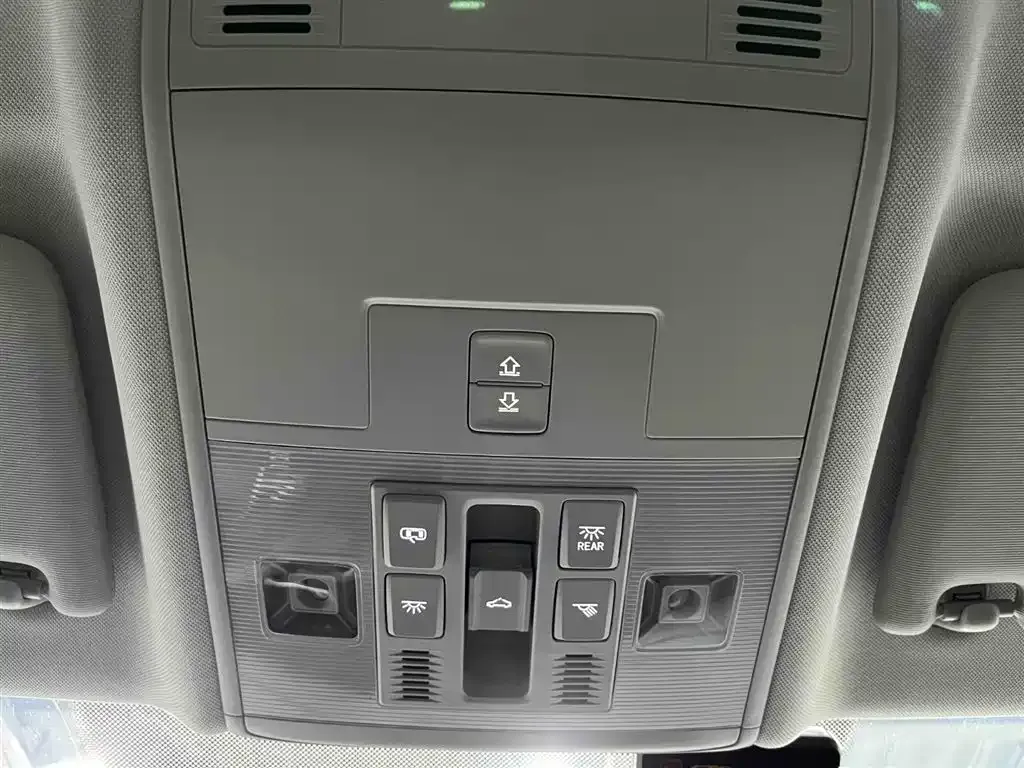 Volkswagen Sagitar 2021 из CN, фото 8