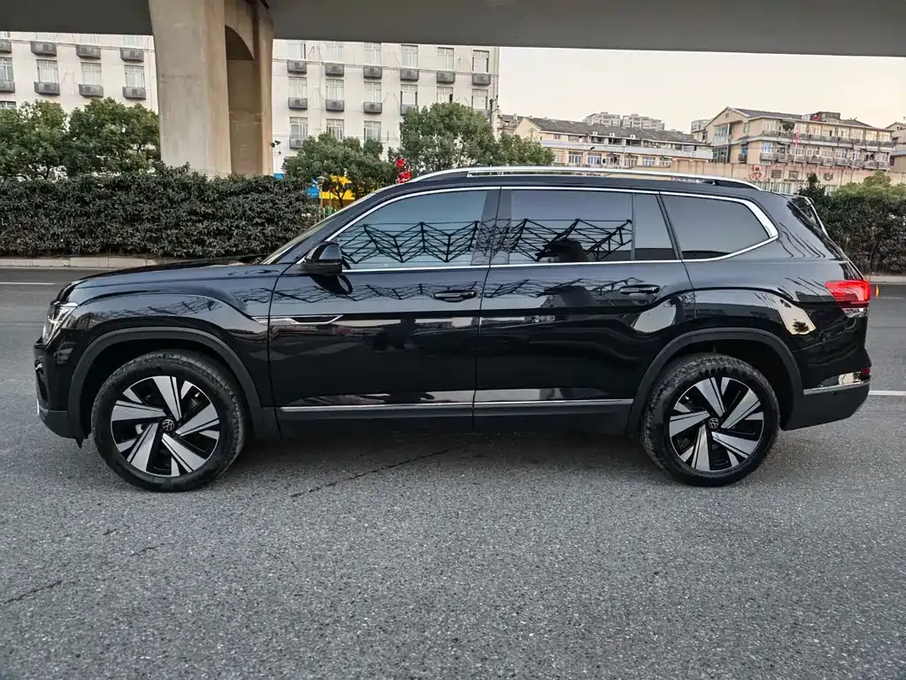 Volkswagen Teramont 2024 из CN, фото 8