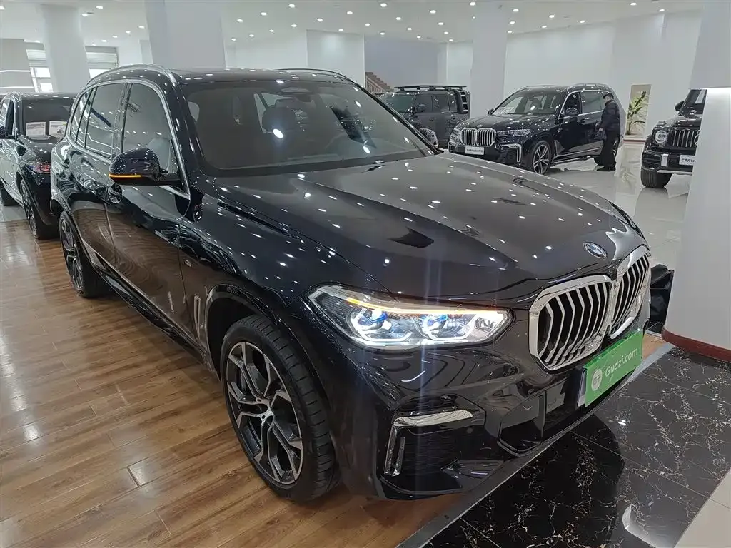 BMW X5 — фото 10